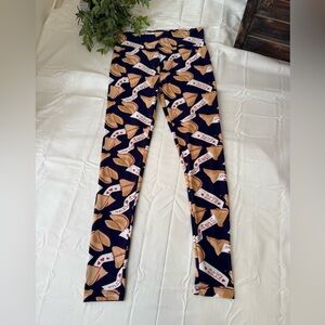 Lularoe fortune cookie love leggings one size OS